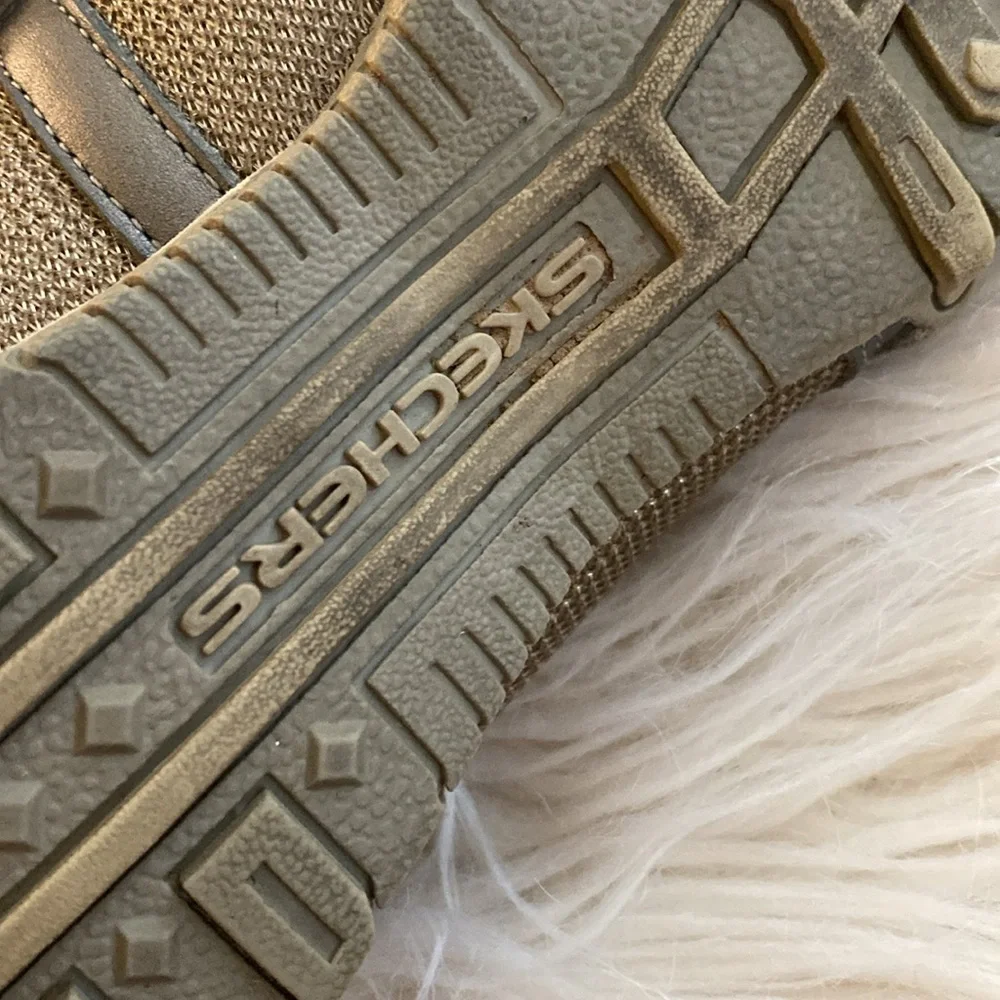SKECHERS Glittery/ leather shoes